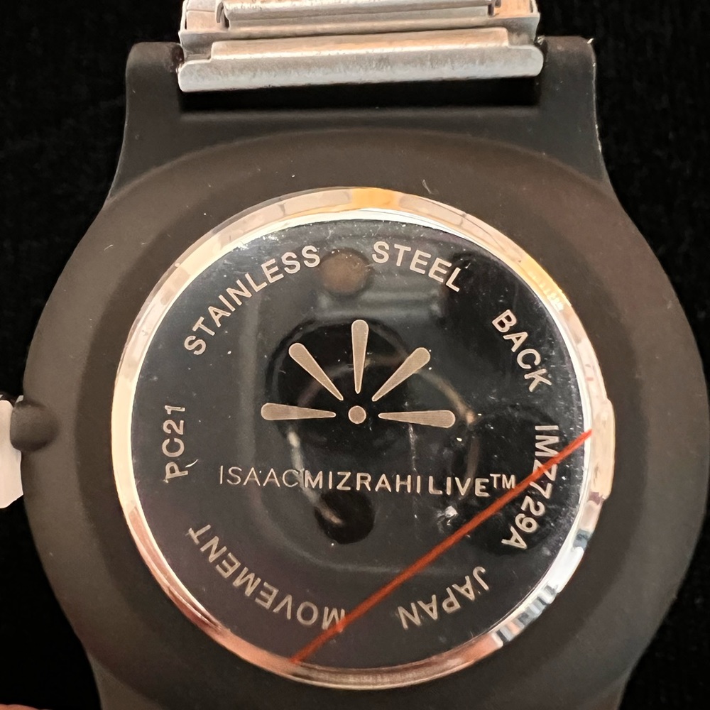 Bundle of 4 Isaac Mizrahi Live Soft Camo Band Expansion Watches - Picture 10 of 12